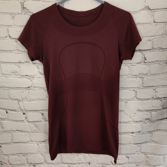 lululemon athletica Tops - Lululemon Swiftly Tech Short Sleeve